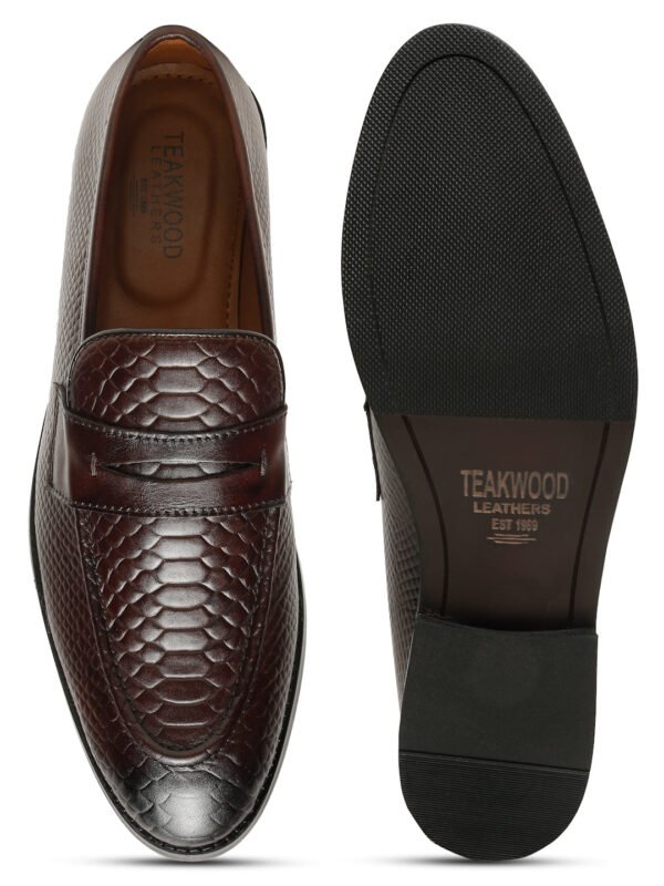 Men's Classic Brown Texture Moccasins Leather Shoes - Image 6